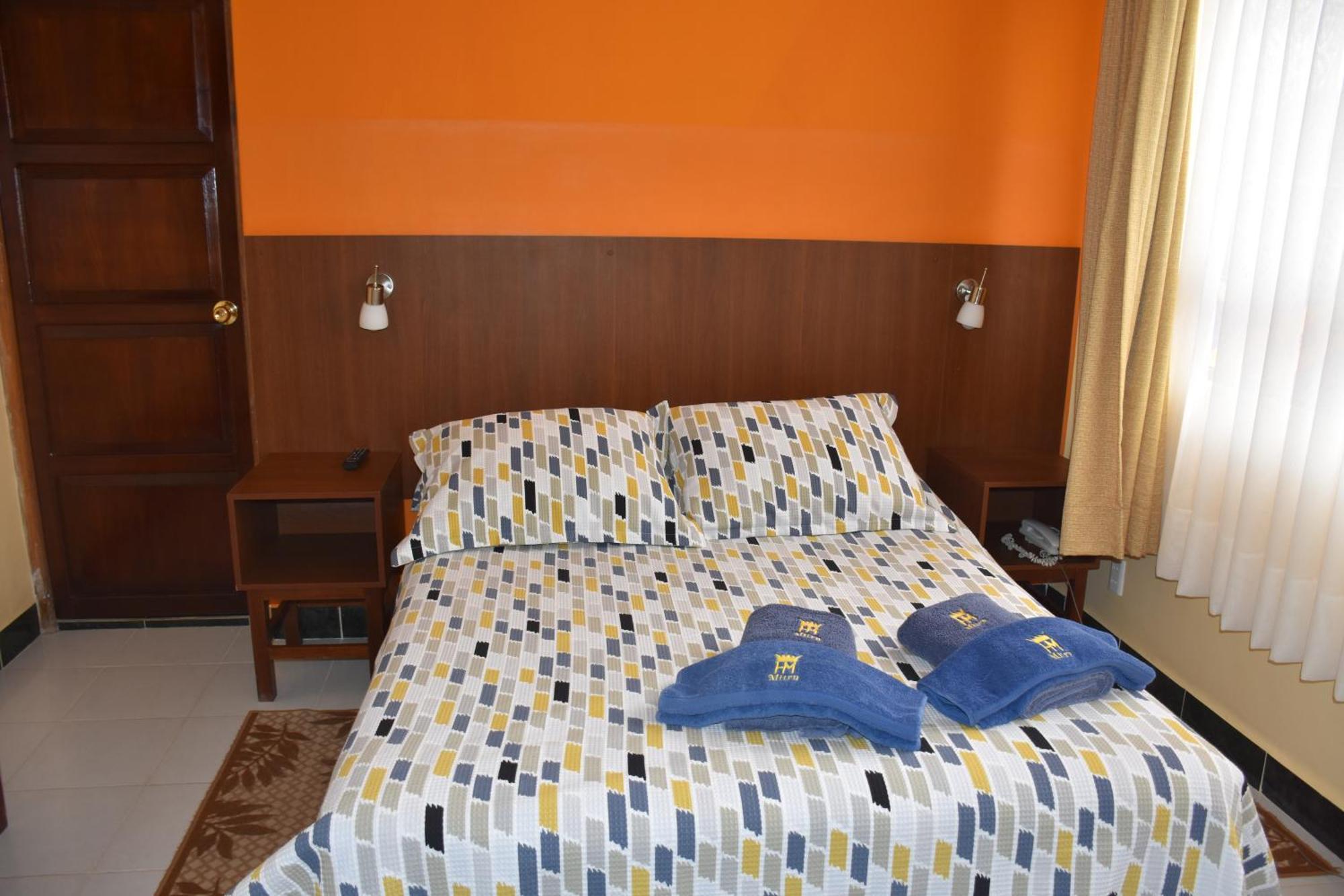 Hotel Mitru Tupiza Esterno foto